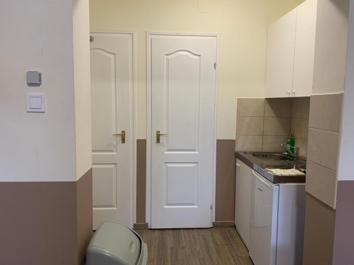 Apartmán Center Panzio Vecsés Exteriér fotografie