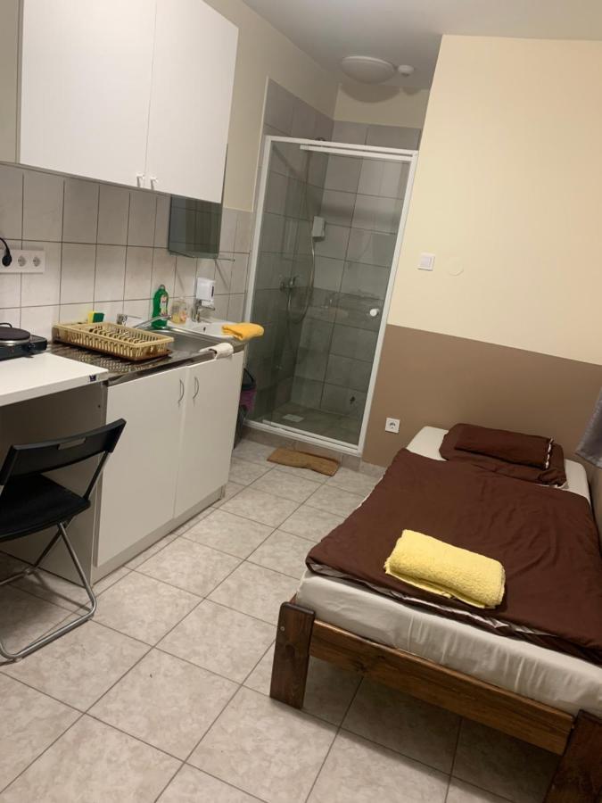 Apartmán Center Panzio Vecsés Exteriér fotografie